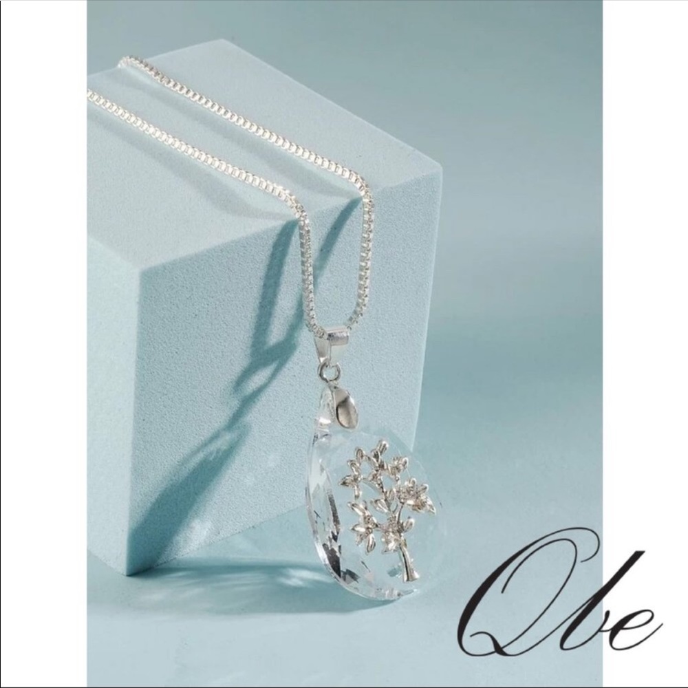 Crystal Rhinestone Drop Silver Necklace - Picture 3 of 3